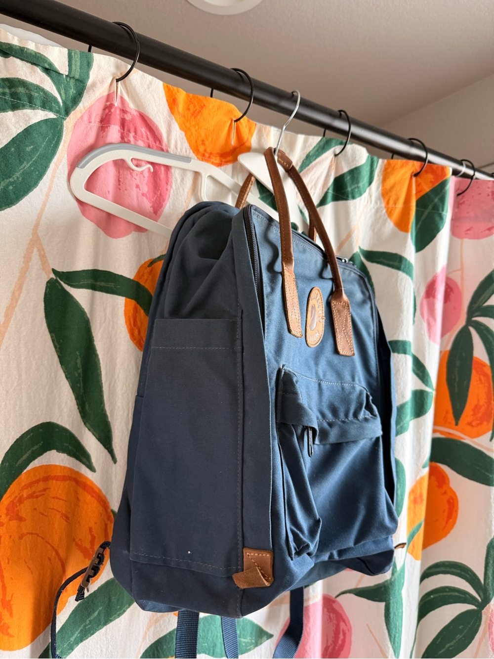 Fjallraven Kånken Leather-Accent laptop Backpack - Navy - Picture 2 of 4
